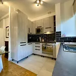 Jardin Boissiere Esclusivo 90mq Con Giardino Privato Апартаменты